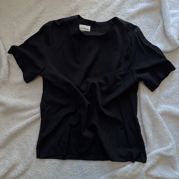 Rebecca Malone Tops - Rebecca Malone Elegant Black Short Sleeve Tee